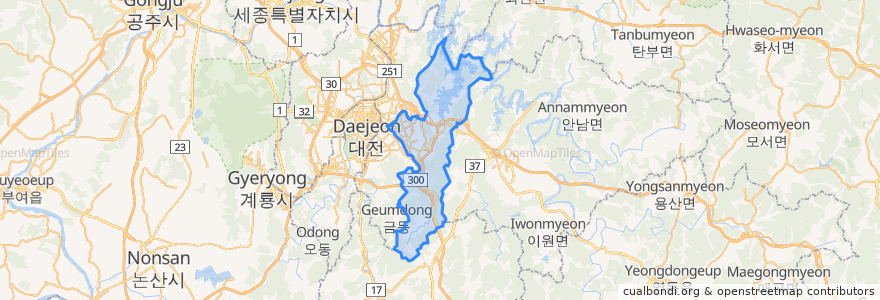 Mapa de ubicacion de 東区.