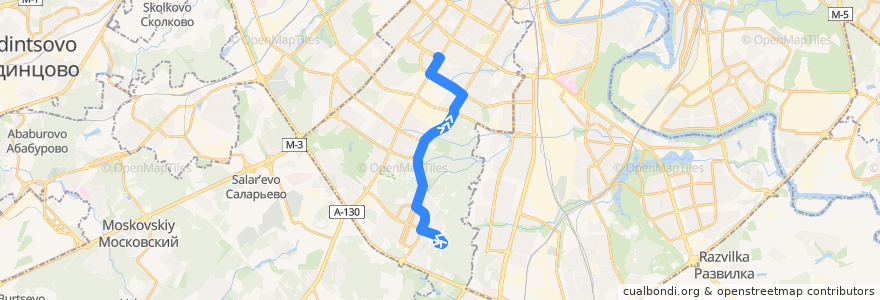 Mapa del recorrido Автобус 648: метро "Новоясеневская" - метро "Новые Черёмушки" de la línea  en 西南行政区.