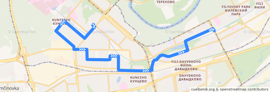 Mapa del recorrido Автобус 73: метро "Молодёжная" - метро "Филевский парк" de la línea  en Westlicher Verwaltungsbezirk.